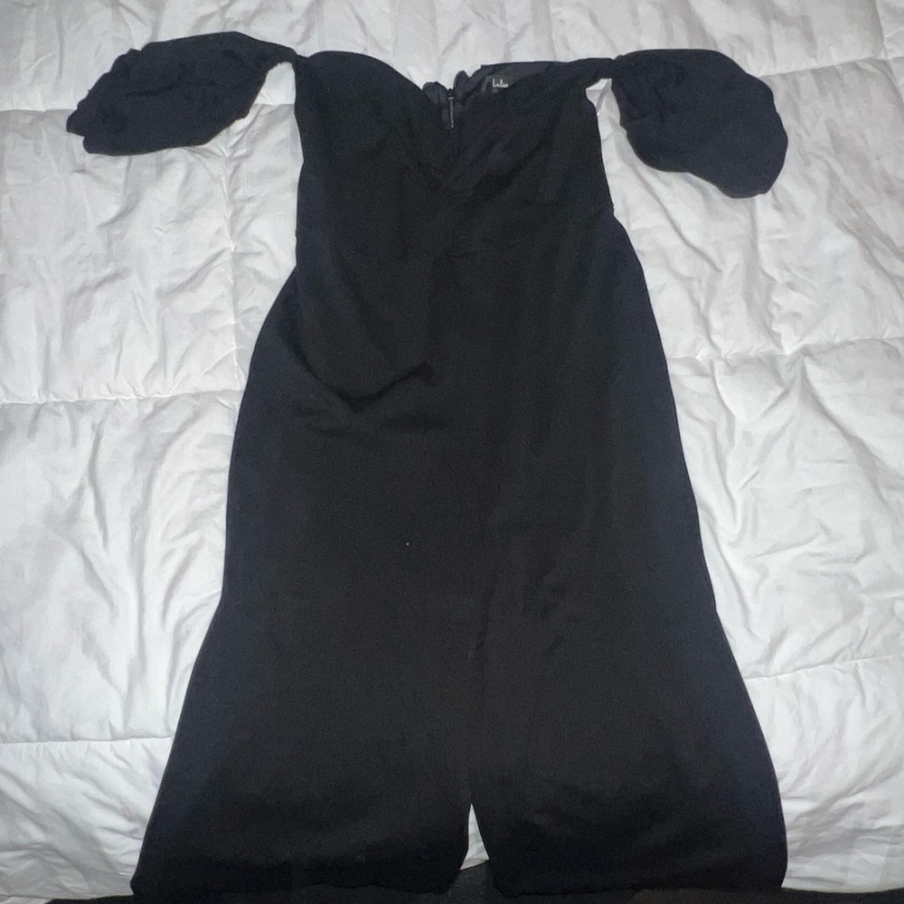 Lulu's Classic Black Dress